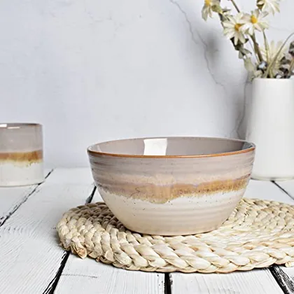 A Bosmarlin mug in a reactive glaze