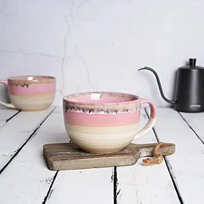 A Bosmarlin mug in a reactive glaze