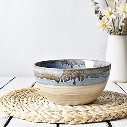 A Bosmarlin mug in a reactive glaze
