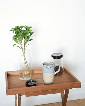 A Bosmarlin mug in a reactive glaze