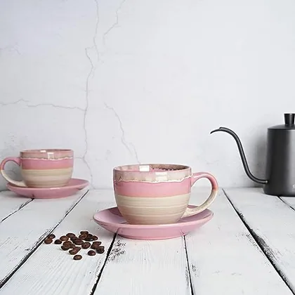 A Bosmarlin mug in a reactive glaze